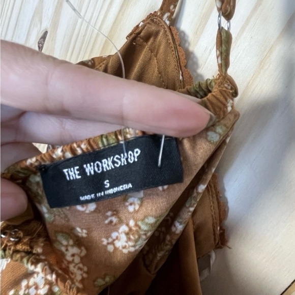 Brown Floral Slip Dress with Spaghetti Straps The Workshop - Picture 5 of 5